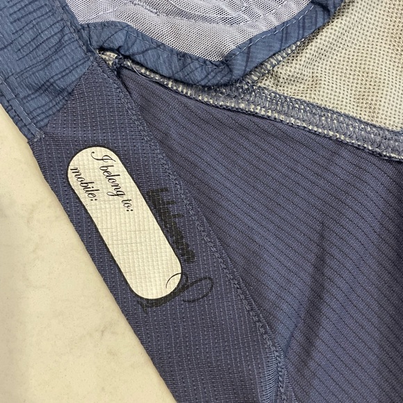 SIZE 6 Lululemon Windbreaker - Picture 5 of 12